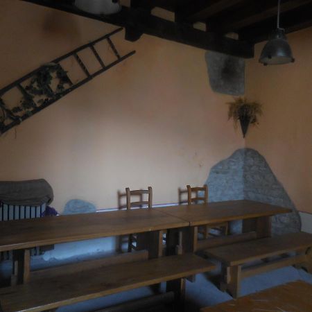 Ostello Podesteria Di Gombola Polinago Exterior foto